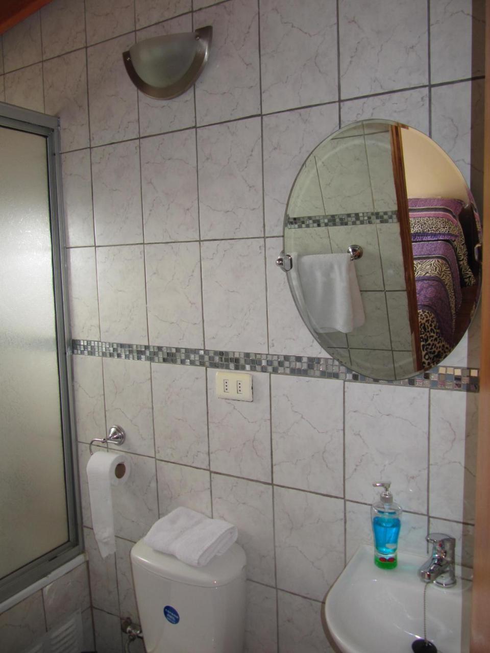 Hospedaje Los Cipreses Coyhaique Zewnętrze zdjęcie
