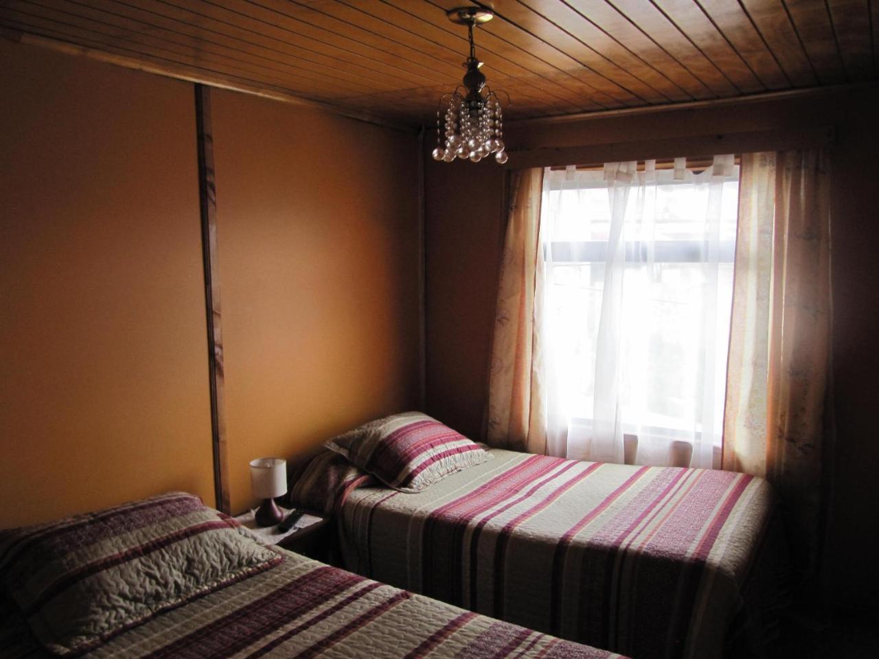 Hospedaje Los Cipreses Coyhaique Zewnętrze zdjęcie